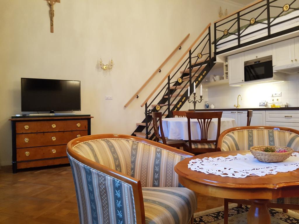 Charles Apartment Прага Екстер'єр фото